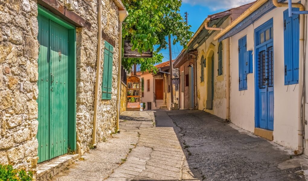 vila de omodos no chipre