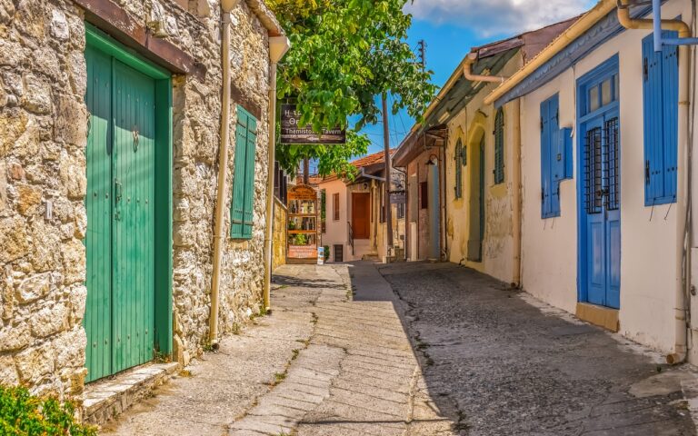 vila de omodos no chipre